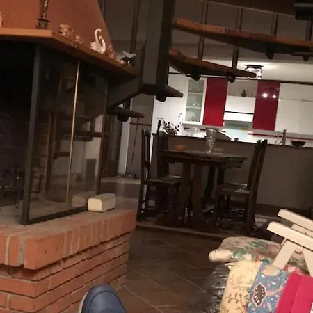 Ara * Premeno